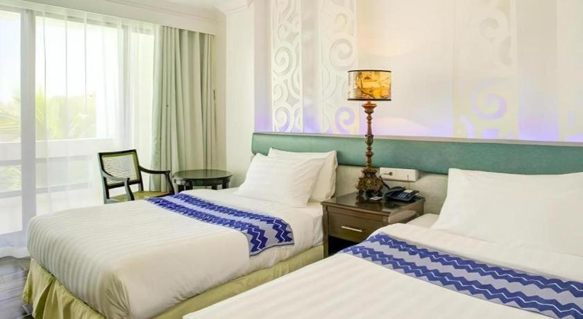 Vitalis White Sands Vigan City Exterior foto