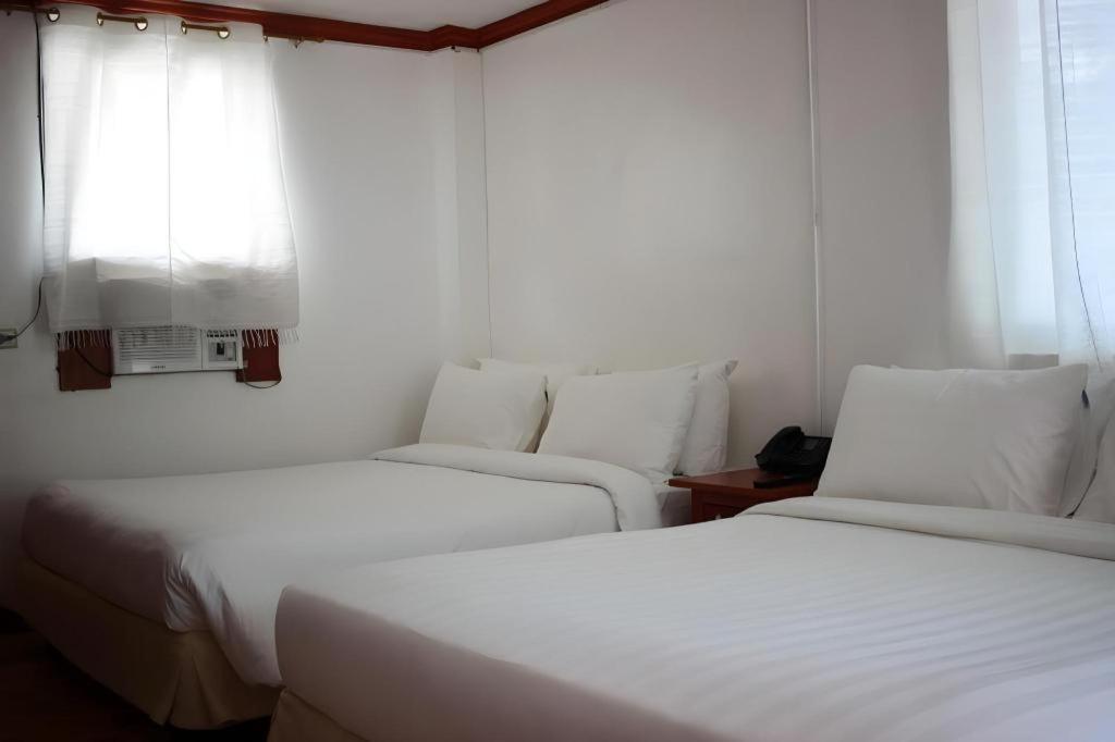 Vitalis White Sands Vigan City Exterior foto